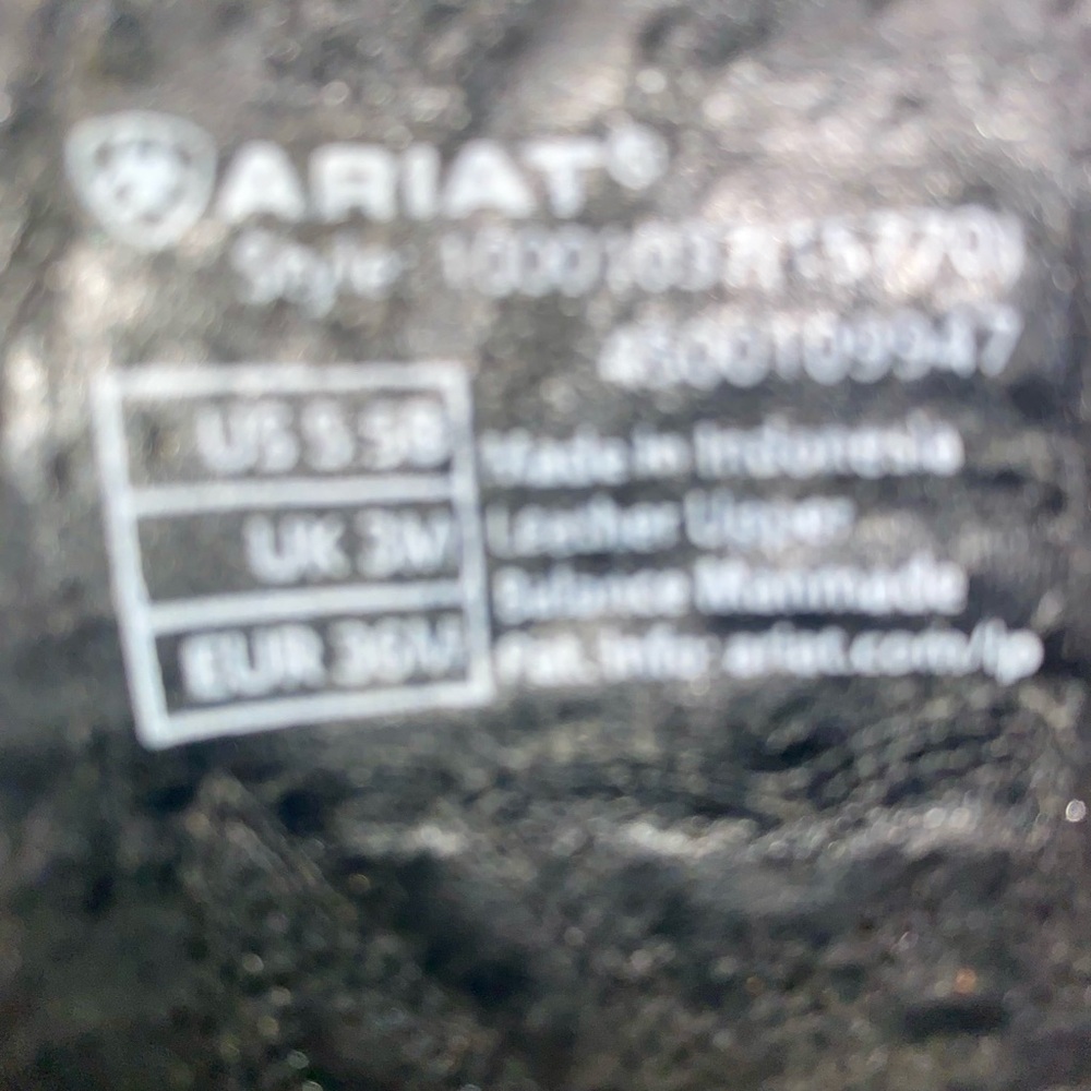 Ariat cowboy boots, black leather, NWOT, size 5.5 - Picture 5 of 5